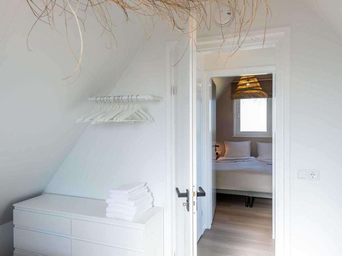 Cosy Holiday Home In Oostkapelle With A Garden Εξωτερικό φωτογραφία